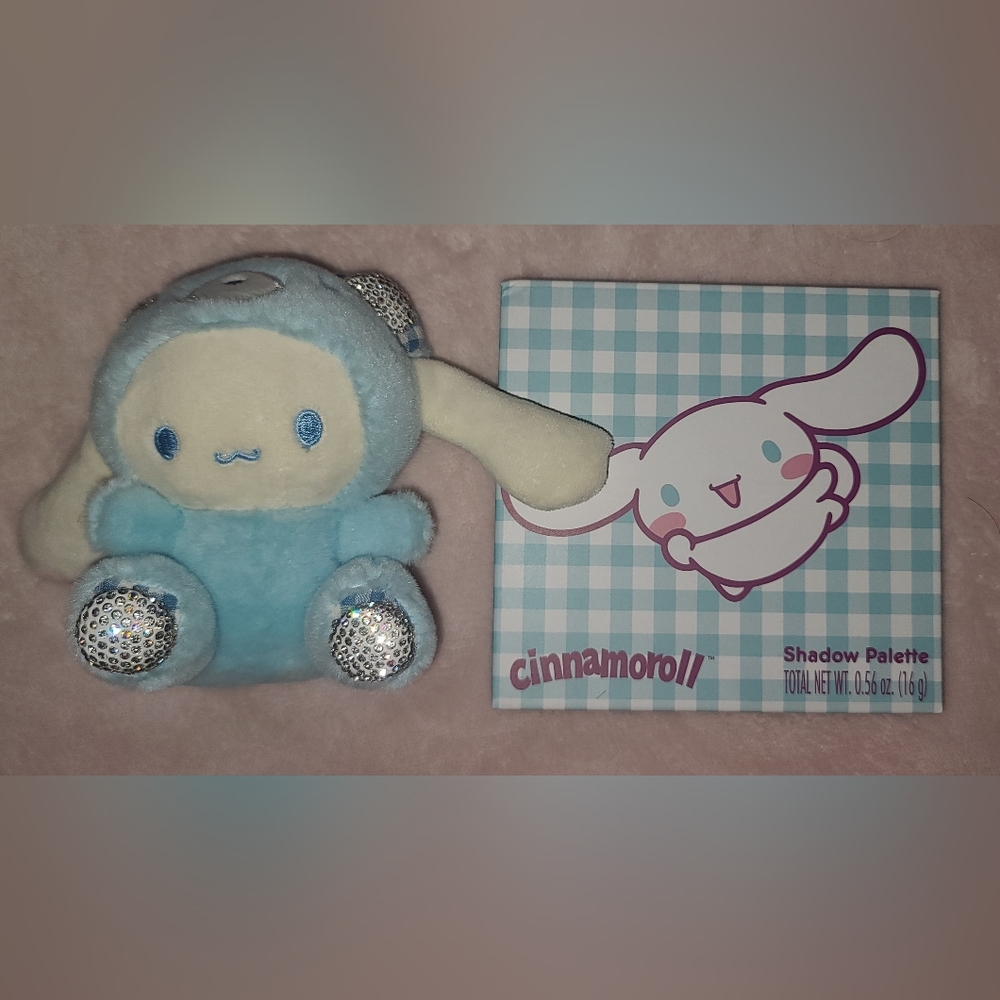 Cinna keychain & palette